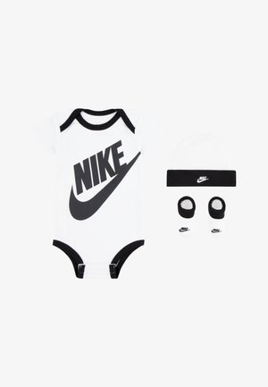 FUTURA LOGO SET - Kootud müts - white