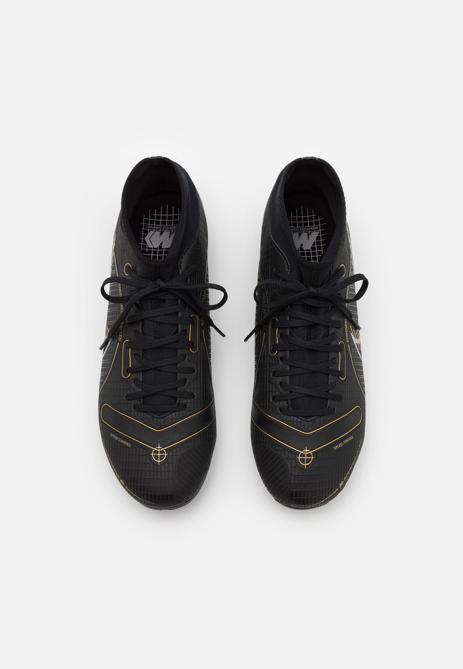 nike stud football boots