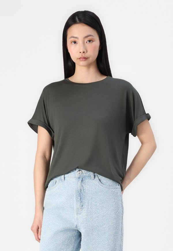 VMMAUDE TEE - Basic T-shirt - deep forest2