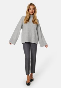 Bubbleroom HIGH WAIST SLACKERS - Broek - light grey