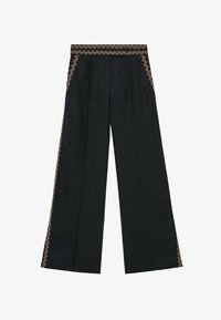 Vybráno, navy brown