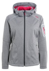 Veste softshell à capuche grise pour femme avec fermeture éclair devant, doublure intérieure rose, poches zippées sur les côtés et sur la manche gauche, et détails en passepoil réfléchissant.