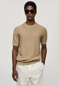 Mango T-shirts basic - brown