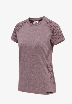 Kurzärmliges Sport-T-Shirt in Dunkelrot, mit strukturierten Strick-Schulterpaneelen, einfarbigem Körper und dezenten Akzentdetails an den Seiten.