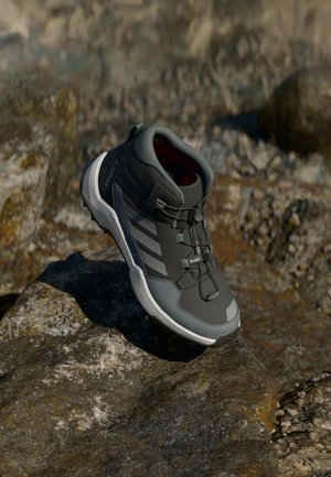 Adidas Terrex AX4R MID UNISEX - Hikingskor - core black/grey four/grey six