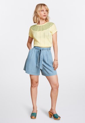 HOOPS - T-shirt med print - cream