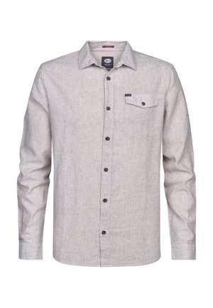 Cămașă cu mâneci lungi cu dungi în bej și maro, cu nasturi în față, buzunar simplu pe piept și etichetă cu marcă pe buzunar. Textură netedă.