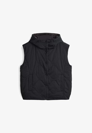 Gilet nera trapuntata senza maniche con colletto alto, bottoni a pressione frontali e due tasche laterali.