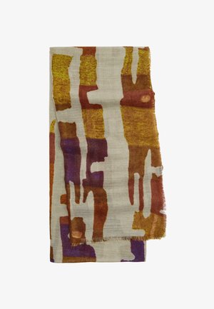 Jasno beżowy szalik z abstrakcyjnymi pionowymi wzorami pociągnięć pędzla w kolorze musztardowej żółci, rdzawej pomarańczy i głębokiego fioletu, z postrzępionymi brzegami.