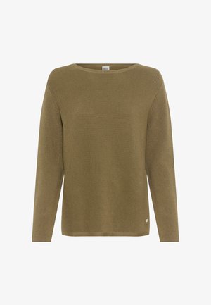 Olivengroene geribbelde gebreide trui met een brede ronde halslijn en lange mouwen. Heeft een klein zilveren logodetail aan de linkerkant onderaan.
