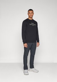 Peak Performance ORIGINAL CREW-BLACK-OFFWHITE - Sweatshirt - black/offwhite