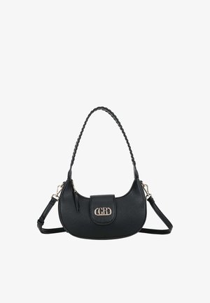 Sac à main en cuir noir en forme de croissant avec poignée tressée, bandoulière amovible et logo CGR doré sur le rabat avant.