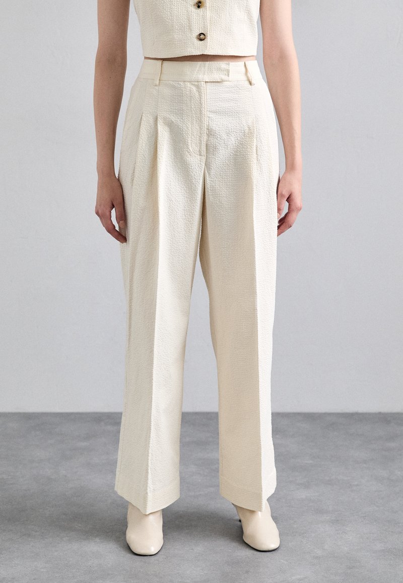 By Malene Birger CYMBARIA - Trousers - soft white