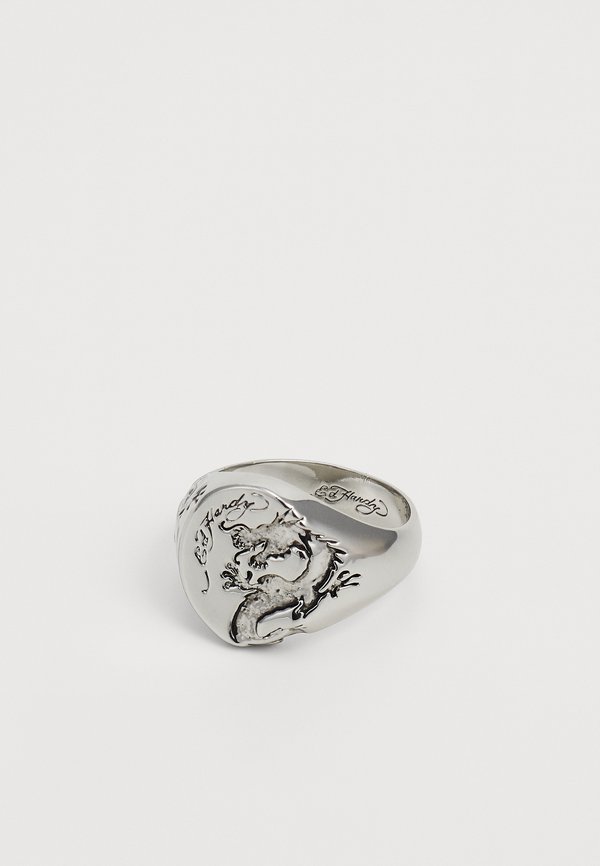 DRAGON ENGRAVED OVAL SIGNET - Ring2