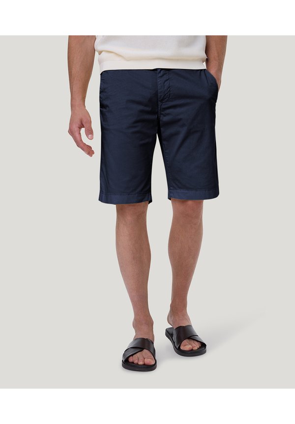 STRASBOURG - Shorts - salute