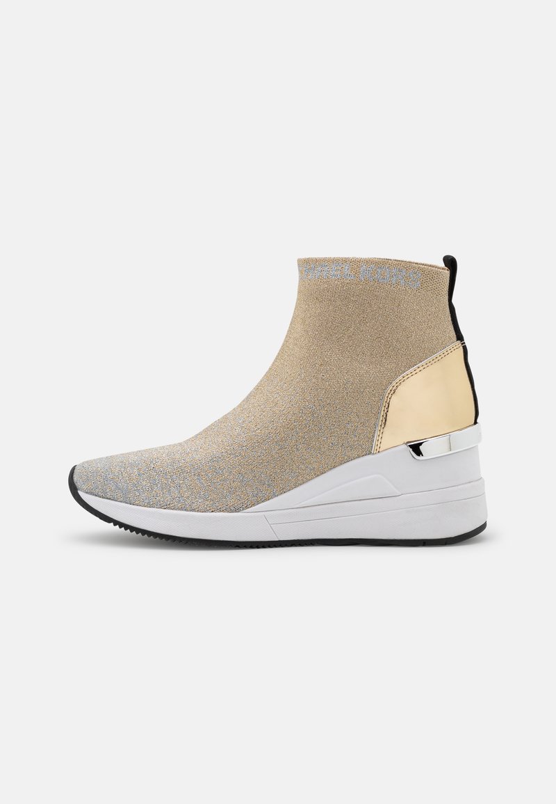 ecco skyler wedge bootie black