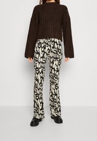 Even&Odd Maglione - brown