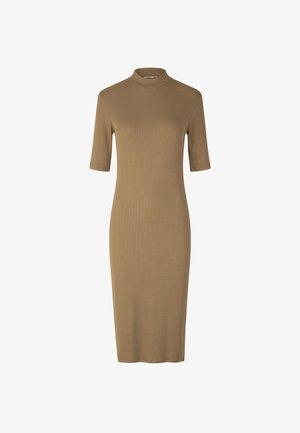 Modström KROWN T-SHIRT DRESS - Neulemekko - dune