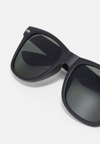 Jack & Jones JACRYDER SUNGLASSES UNISEX - Óculos de sol - pirate black