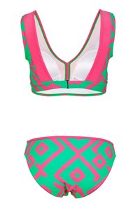 Thumbnail Image 7