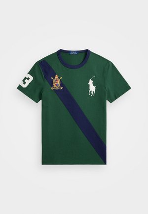 Polo Ralph Lauren CUSTOM SLIM FIT 20TH ANNIVERSARY T-SHIRT - Print T-shirt - vintage pine/newport navy