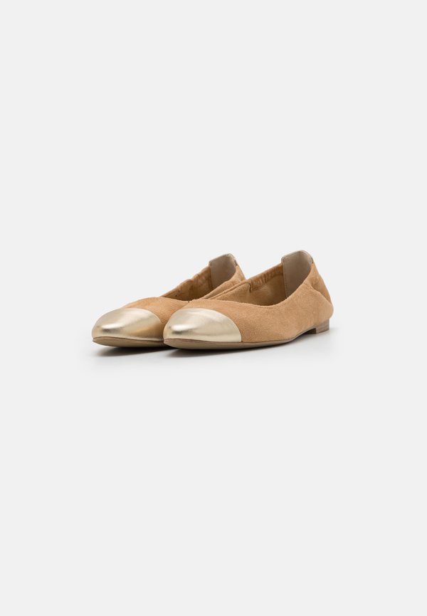 Ballet pumps - biscuit2