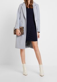 Dorothy Perkins Pouzdrové šaty - dark blue