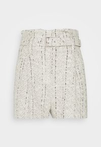 Pantalones cortos con cinturón en tejido texturizado color crema con rayas negras, que cuentan con una cintura alta, bolsillos laterales y un dobladillo limpio.