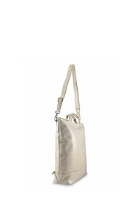 Borsa in pelle beige chiaro con forma rettangolare, tracolla regolabile e manico superiore. Texture liscia con minimi accenti in metallo.