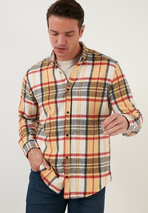 PLAID PATTERNED  - Košile - mustard