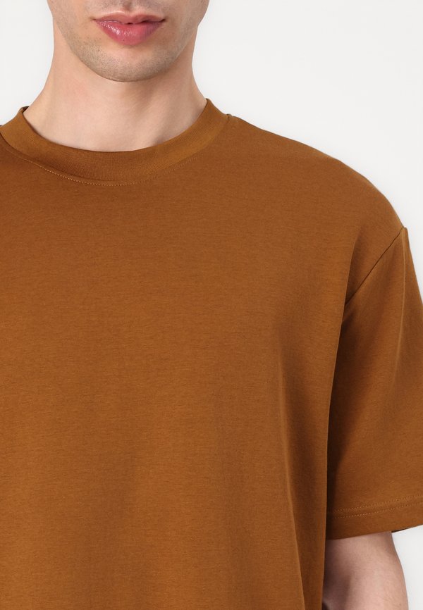 SLH LOOSE OSCAR O NECK TEE - Basic T-shirt - monks robe2