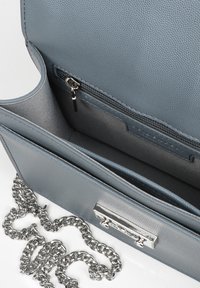 Seidenfelt ROROS UMHÄNGE 21CM - Umhängetasche - shady blue