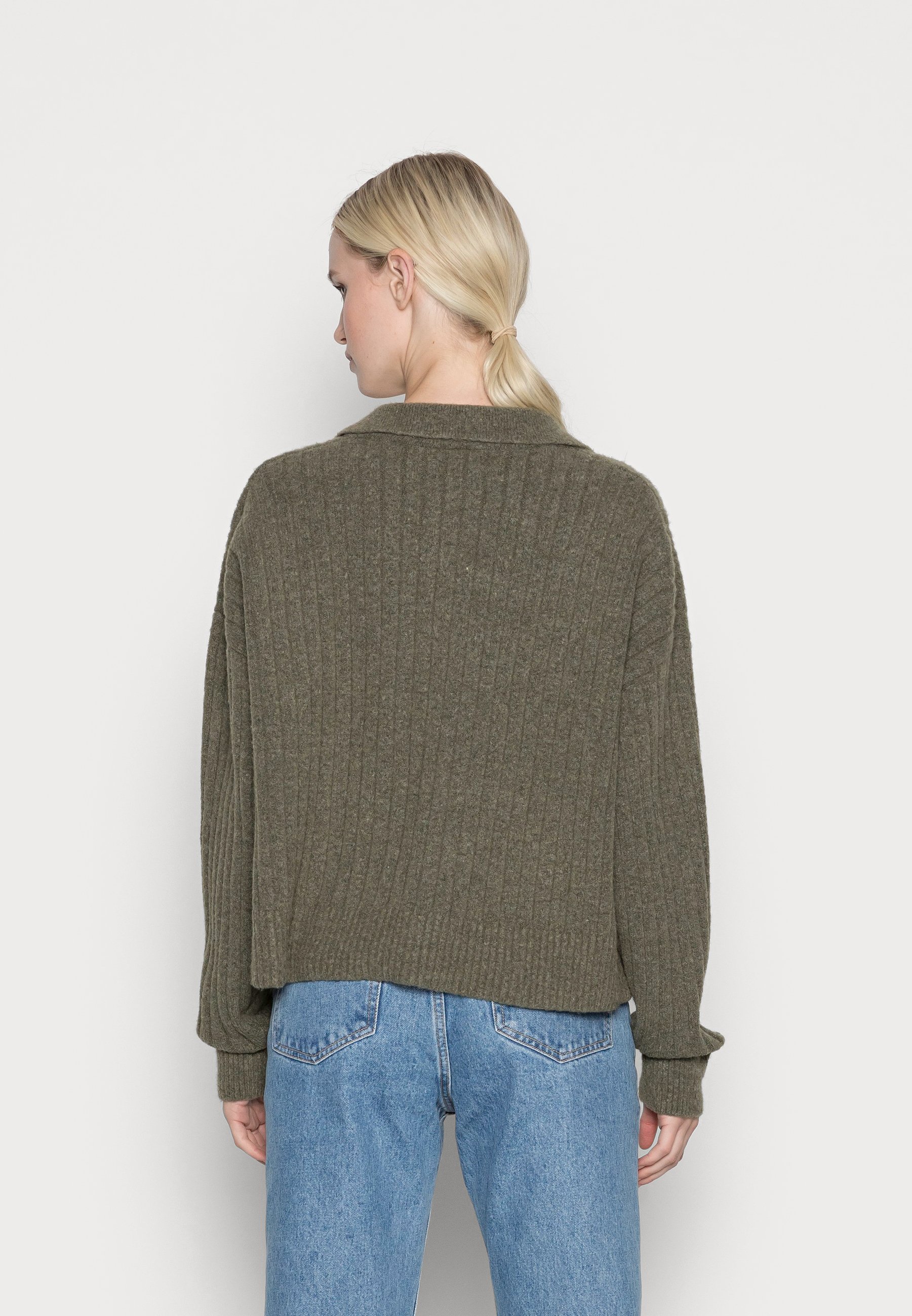 Weekday HUSKY SWEATER - Jumper - khaki 