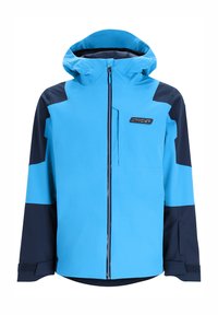 Blaue wasserdichte Jacke mit Kapuze, kontrastierenden marineblauen Ärmeln, vorderem Reißverschluss und einem dezenten Logo auf der Brust. Glatte Textur, funktionales Design.