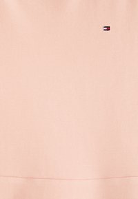 Tommy Hilfiger ESSENTIAL SKATER DRESS - Vestido ligero - coral ice