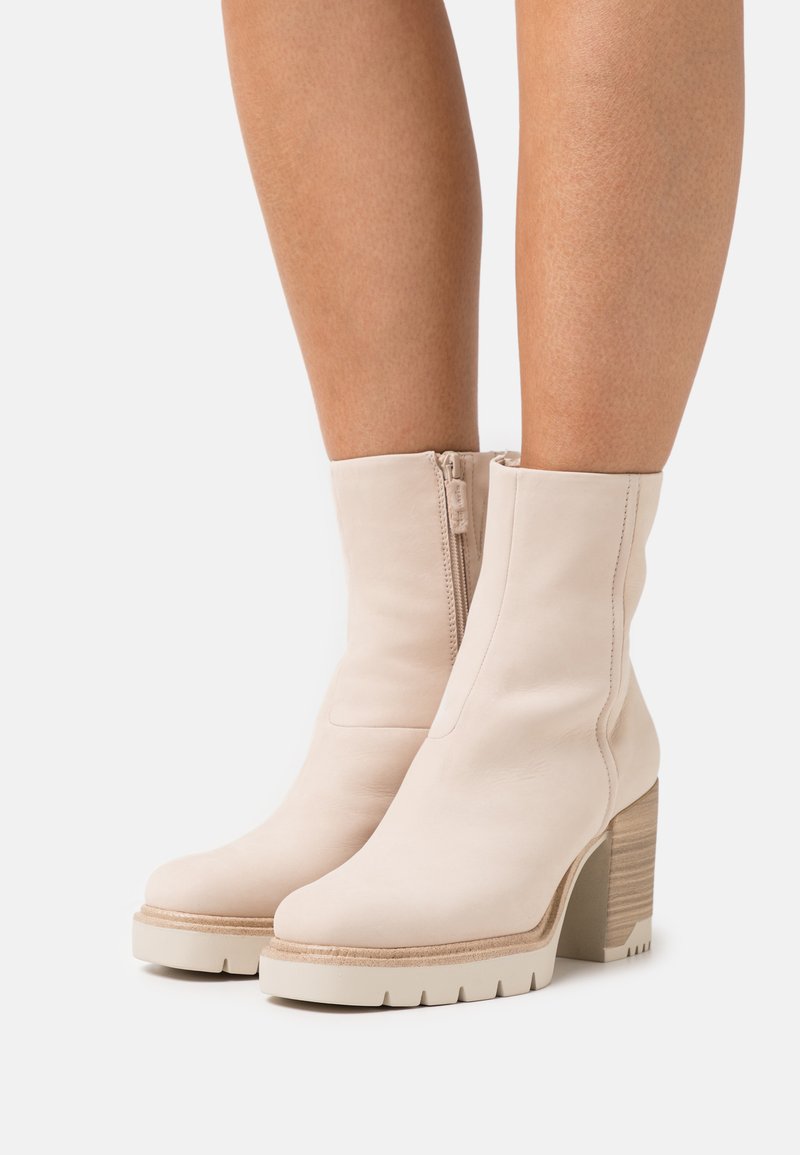 tamaris ivory boots