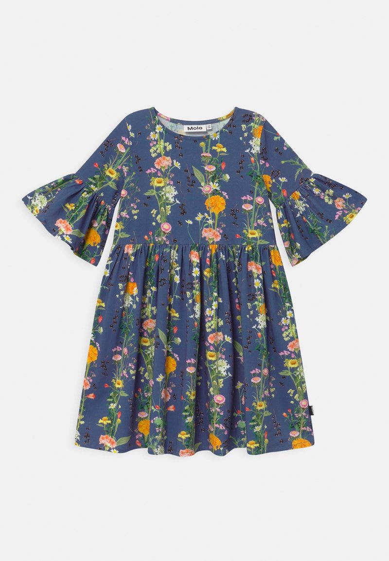 Robe bleue à manches longues avec poignets évasés et motif floral coloré jaune, rose, blanc et vert sur toute la surface, taille froncée.