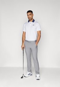 Under Armour MATCHPLAY PRINTED - Polo shirt - white/midnight navy