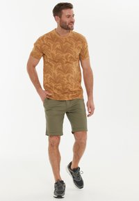 Cruz JERRYNE - Shorts - deep lichen green