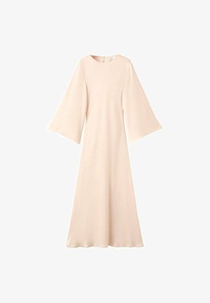 Vestido largo beige con mangas campana anchas y escote redondo, largo hasta el suelo, diseño simple y elegante.