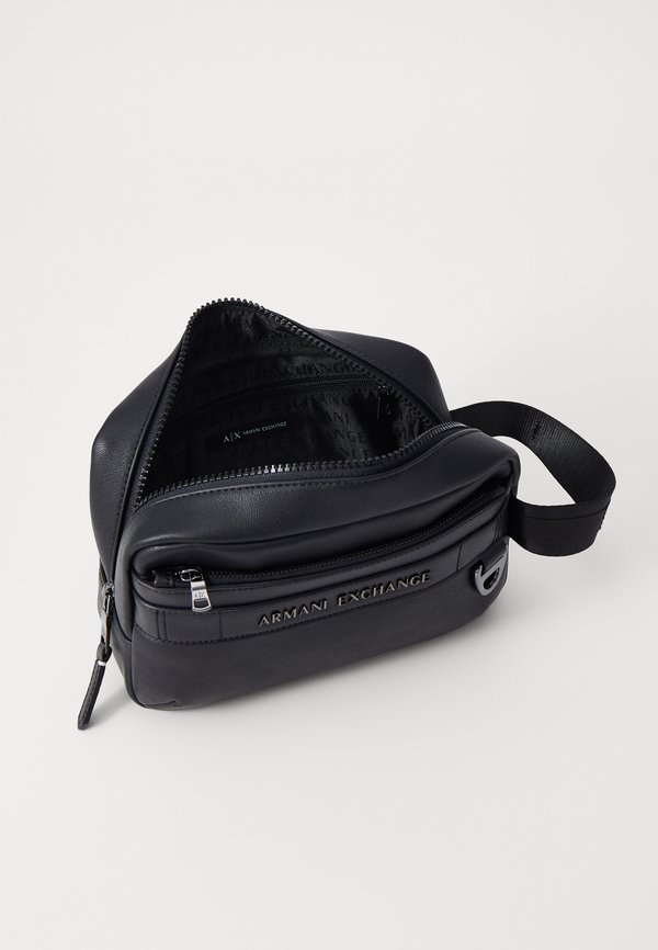 BEAUTY CASE UNISEX - Wash bag2