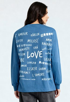 UNIVERSAL LOVE HEAVYWEIGHT TEE 26 - Maglietta a manica lunga - blue