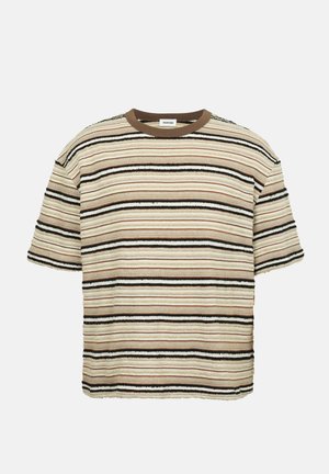 Maglietta lavorata a maglia a maniche corte con righe orizzontali beige, marroni, nere e bianche, con collo tondo marrone.