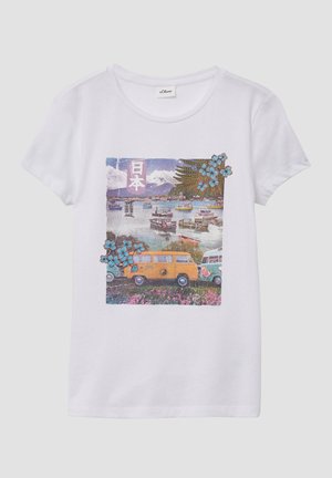 - T-shirt z nadrukiem