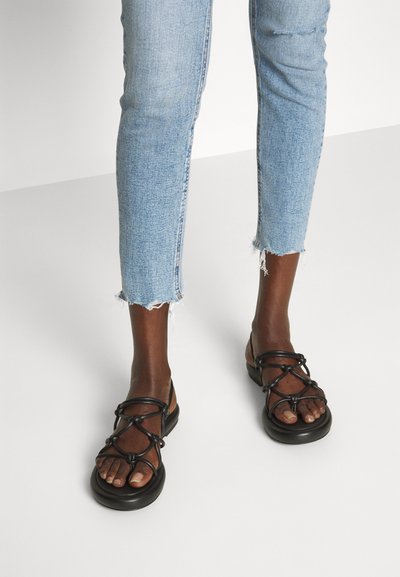 rag & bone NINA HIGH RISE ANKLE - Jeans Skinny Fit - Light Blue