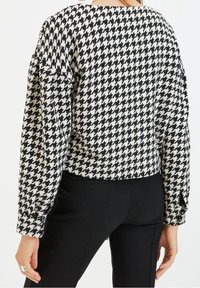 Trendyol Blazer - black
