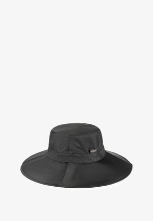 Schwarzer Outdoor-Hut mit breiter Krempe aus leichtem Stoff, mit kleinem Roeckl-Markenzeichen an der Seite.