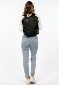 SURI FREY Sac à dos - black