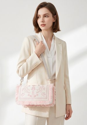 Kassandra, KASSANDRA SHOULDER BAG - Handbag - pink