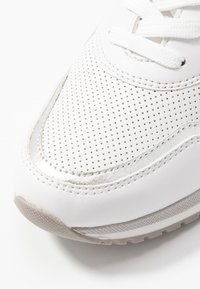 Marco Tozzi LACE UP - Sneaker low - white/yellow